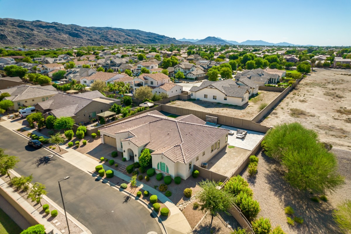 neighborhood in phoenix, az