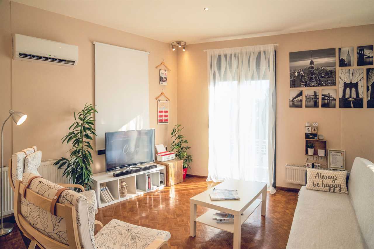 The interior of an apartment on Airbnb 