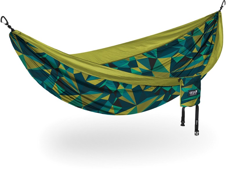 green and blue colored triangle patterned hammock