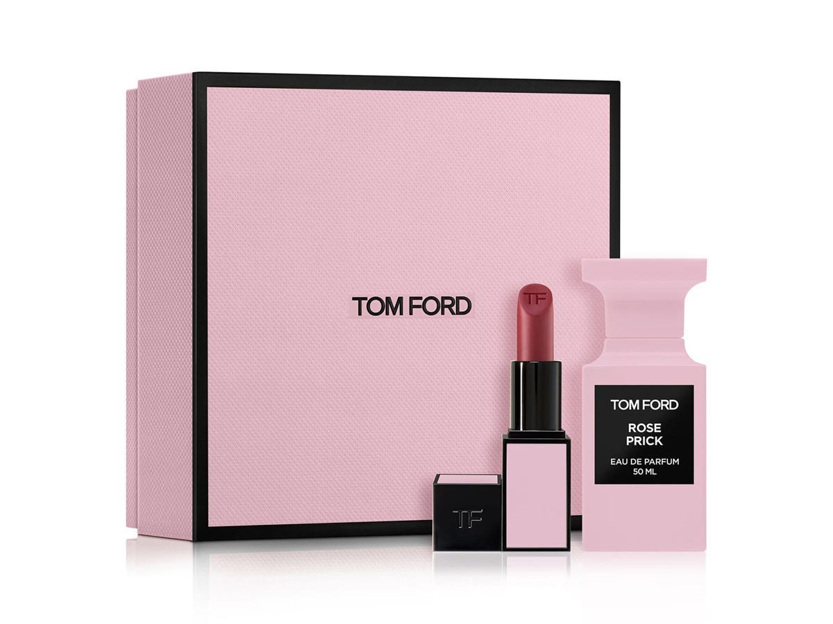 tom ford rose prick gift set with fragrance and lipstick