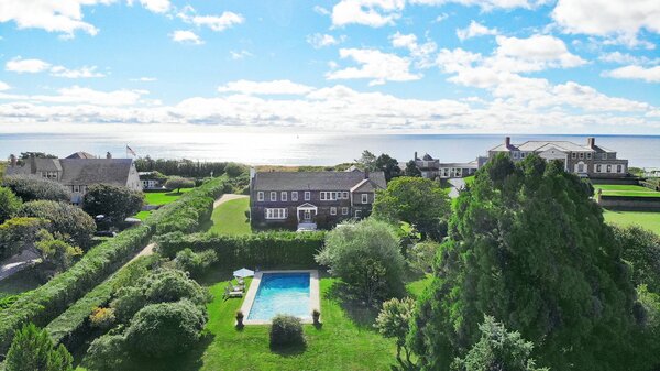 A Timeless East Hampton Home With 160 Feet of White Sandy Beachfront Lists for $39.5M