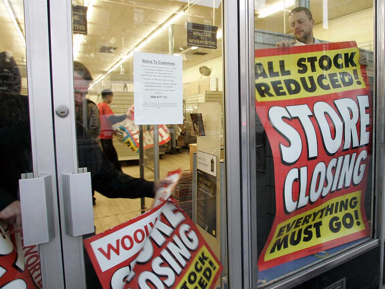 store closing