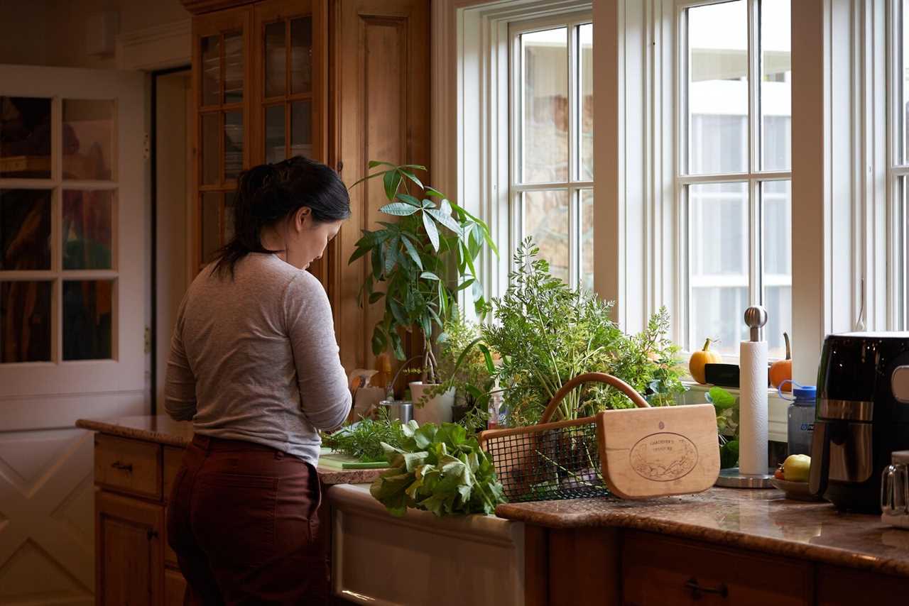 They Built ‘The Woks of Life’ From Home. Now They’re Cooking Things Up From a New One