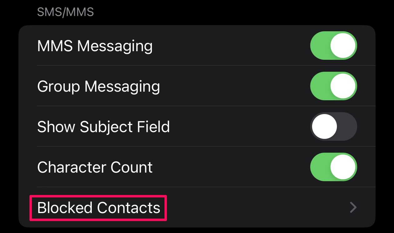 Messages setting screen with the Block Contacts option highlighted by a hot pink box.