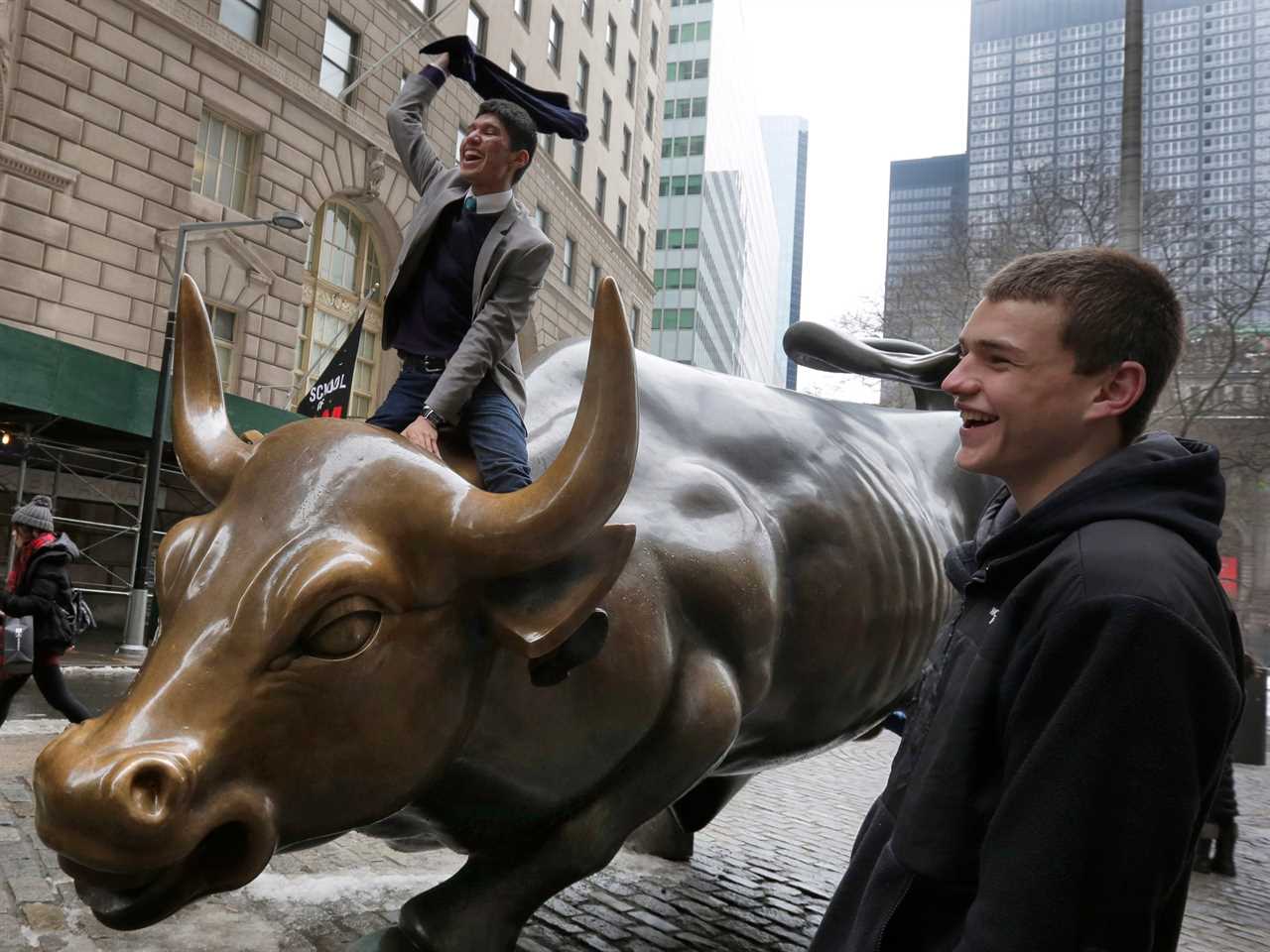 Charging Bull Wall Street kid