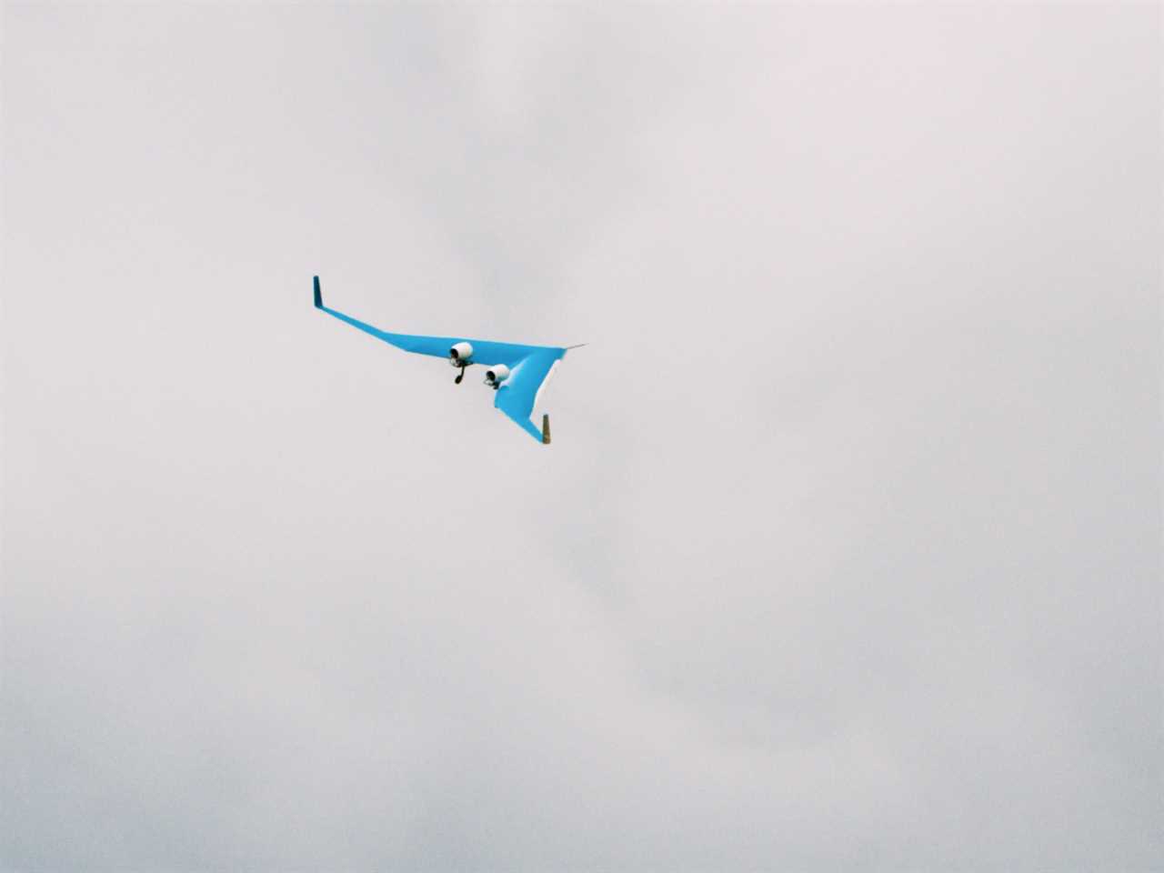 Flying-V scale model in flight.