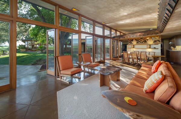 Overseen by Arthur Dyson Associates and a team of engineers and landscape designers, the home's renovation received a 2019 Preservation Design Award for Restoration by the California Preservation Foundation.