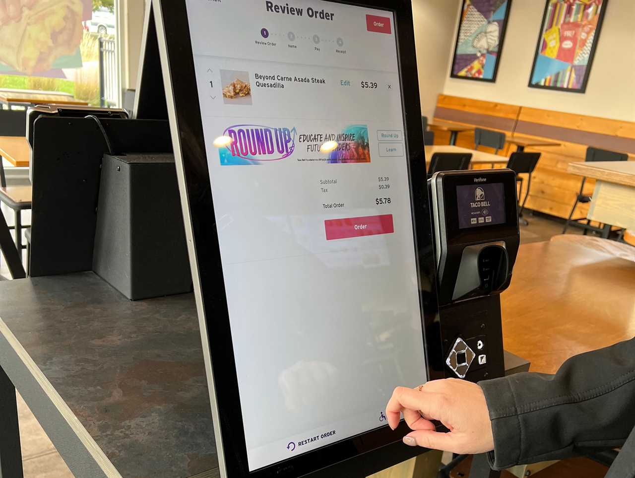 Taco Bell kiosk.