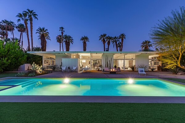 71049 Early Times Road in Rancho Mirage, California, is currently listed for $2,495,000 by Keith Markovitz of Compass.