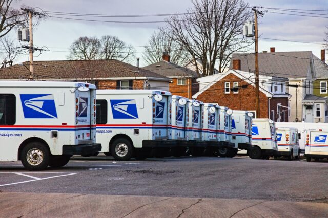 US Postal Service Announces Shift Toward Electric Delivery Vehicles