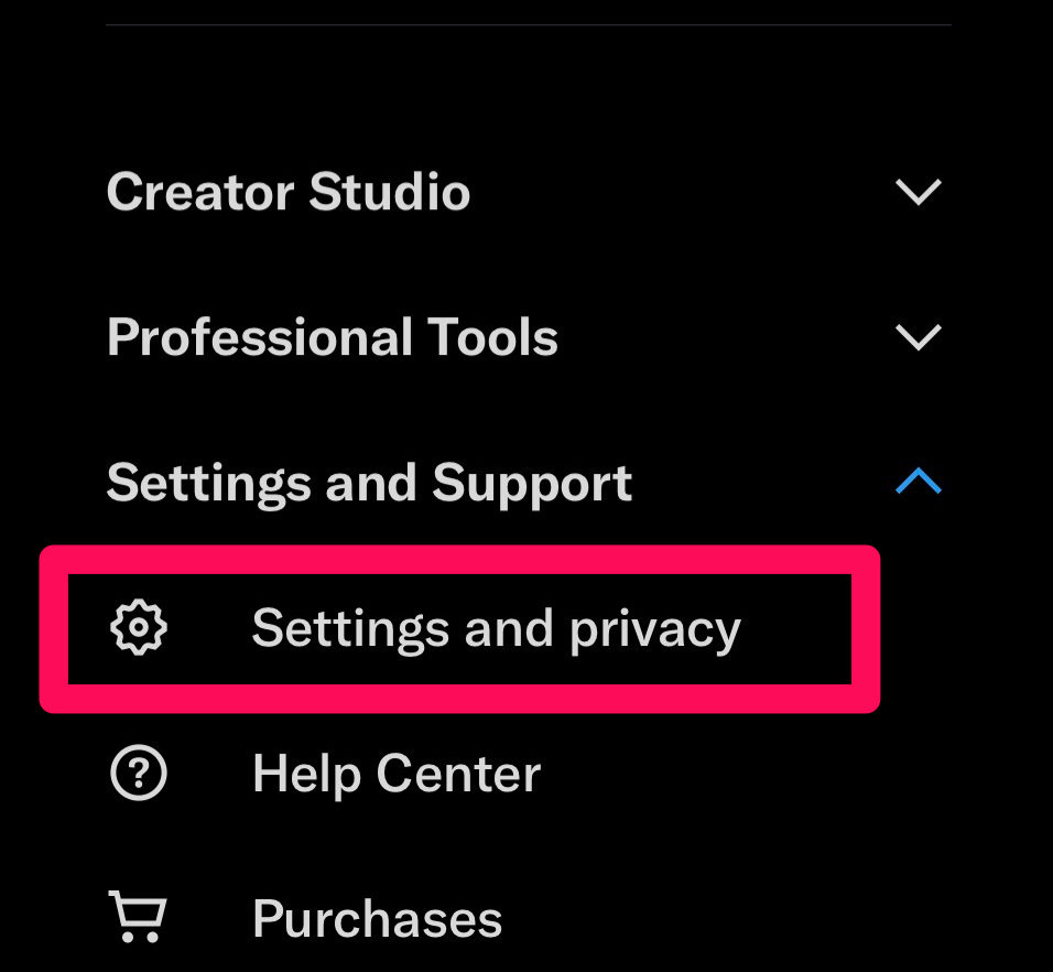 Settings and privacy option highlighted by a hot pink box.