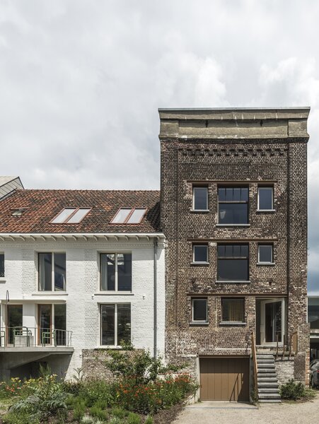 An Industrial-Chic Home With a Rooftop Garden Was Crafted From the Remnants of an 1890 Brewery