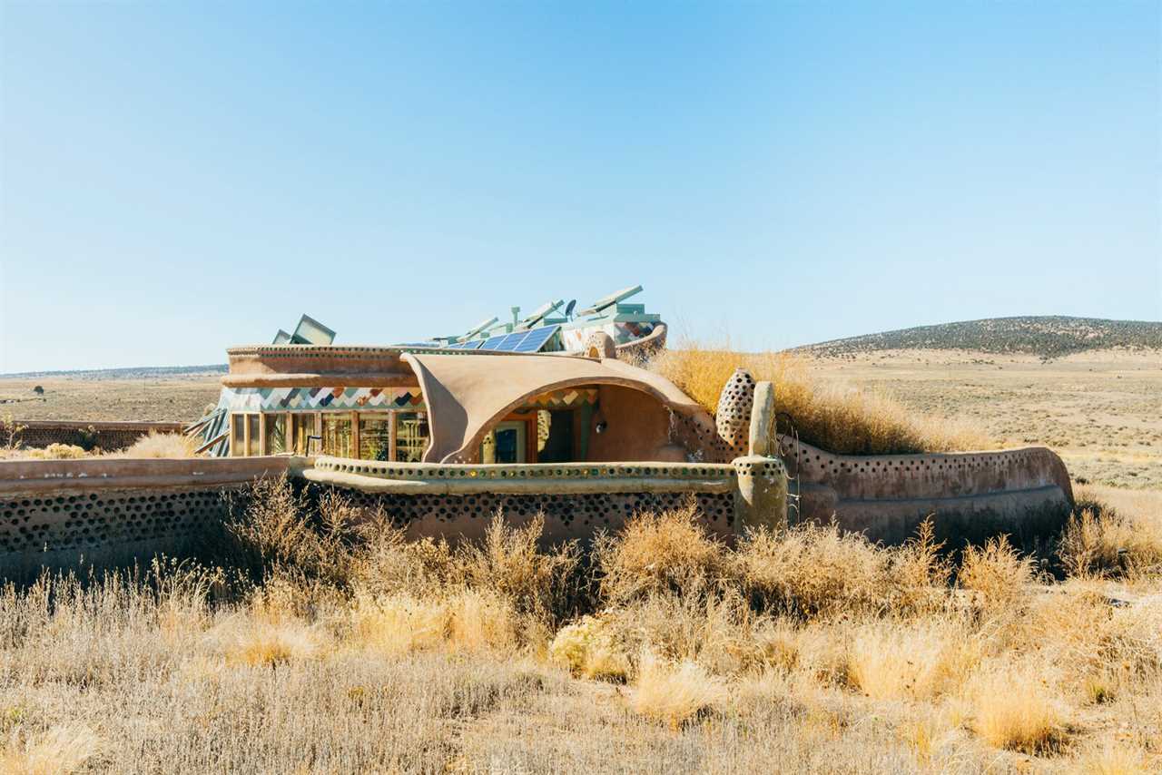 A New Generation of Earthship Owners Looks For Climate Solutions in the Past