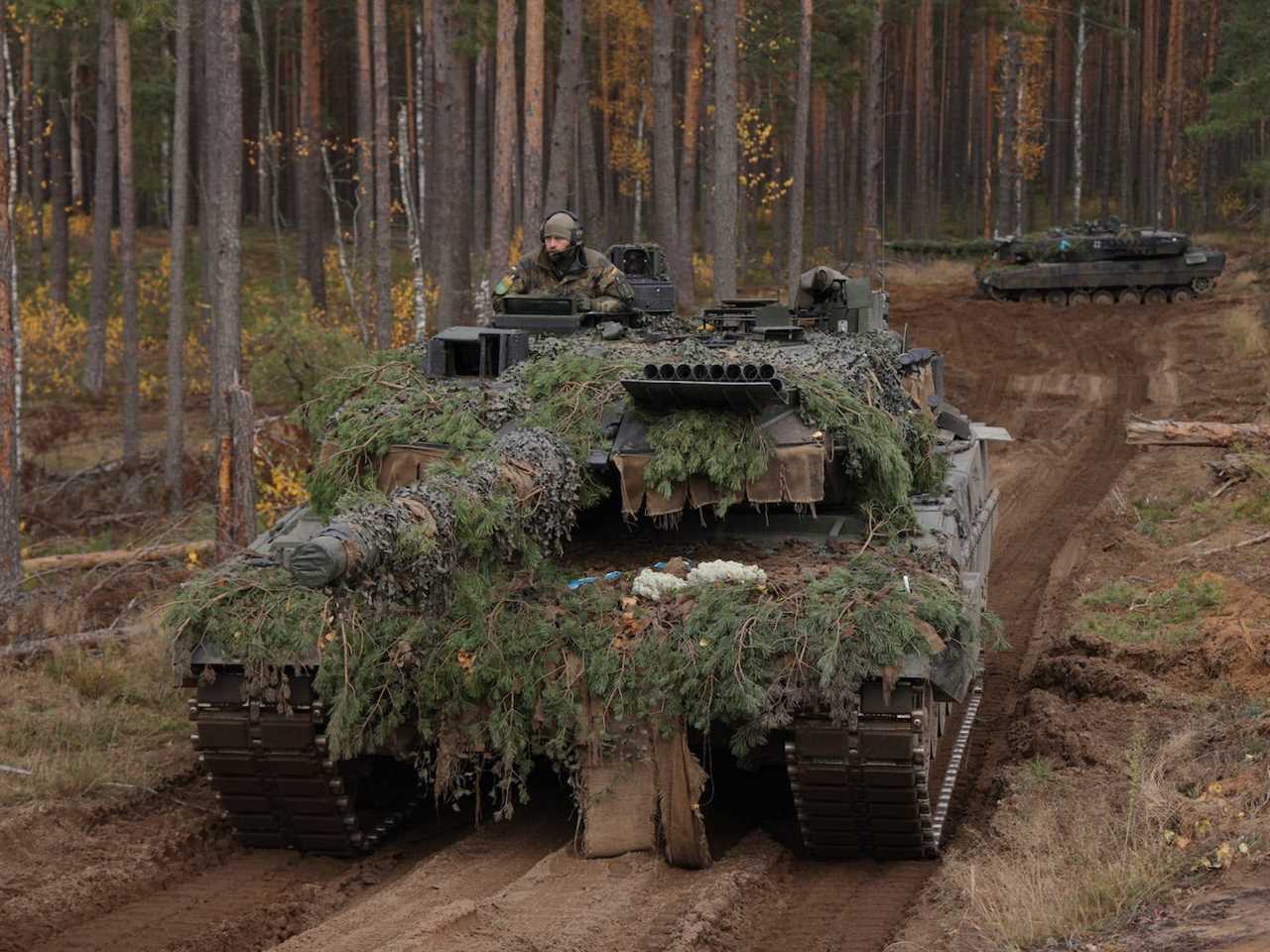 leopard 2 tanks ukraine russia