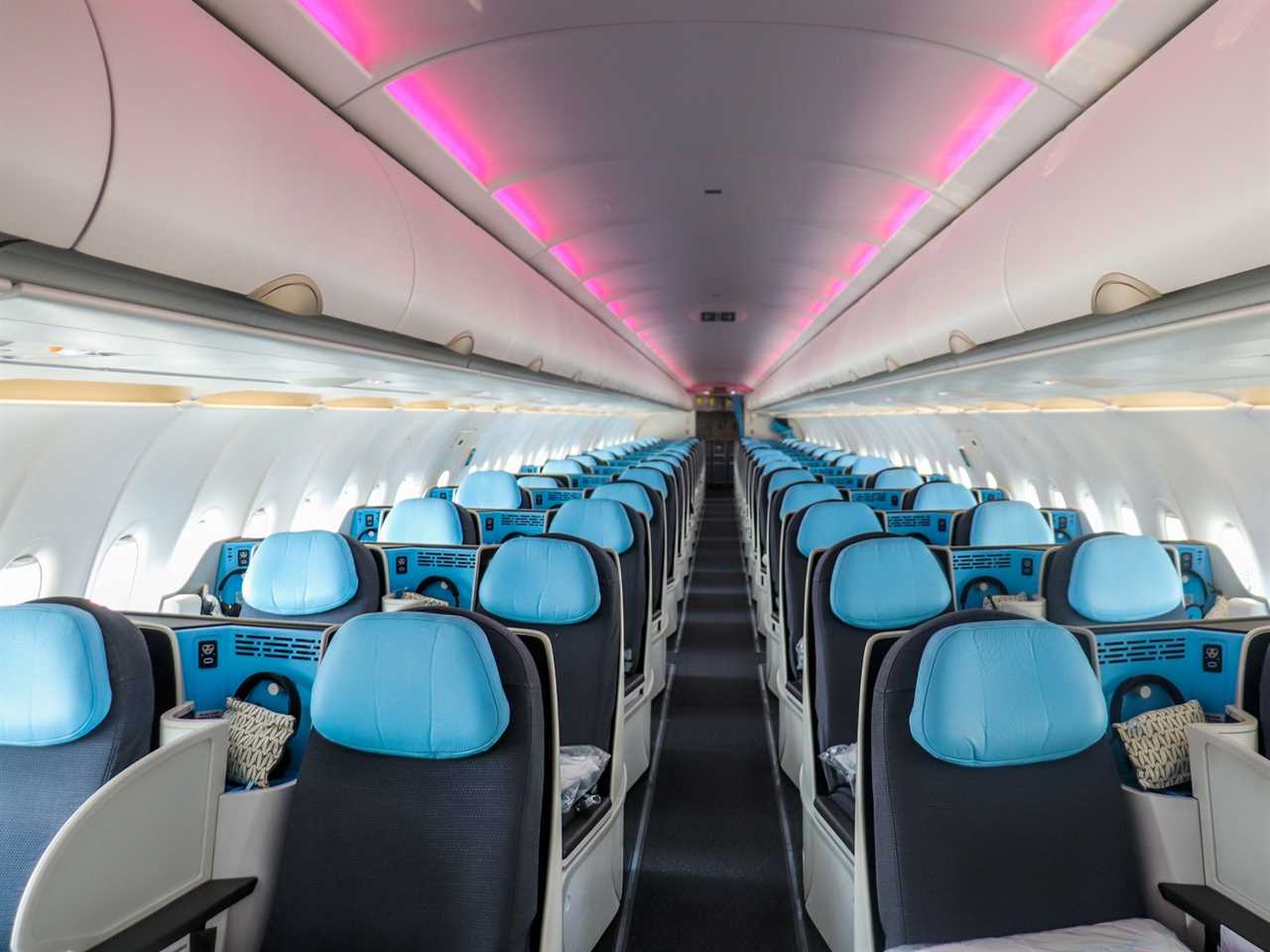 Onboard La Compagnie's Airbus A321neo — La Compagnie Airbus A321neo Tour