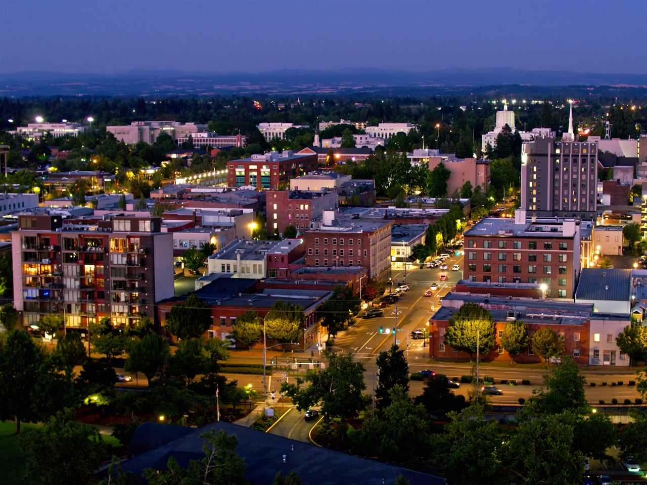 Salem, Oregon, at night.