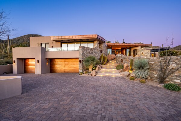 A Scottsdale Sanctuary Offers Stunning Views Inside and Out for $6.5M