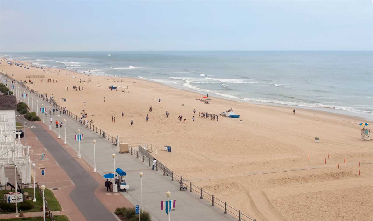 Virginia Beach boardwalk during the day