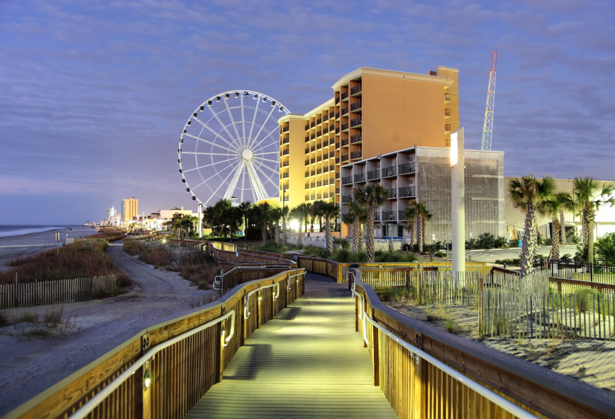 myrtle beach south carolina boardwalk at night_Getty