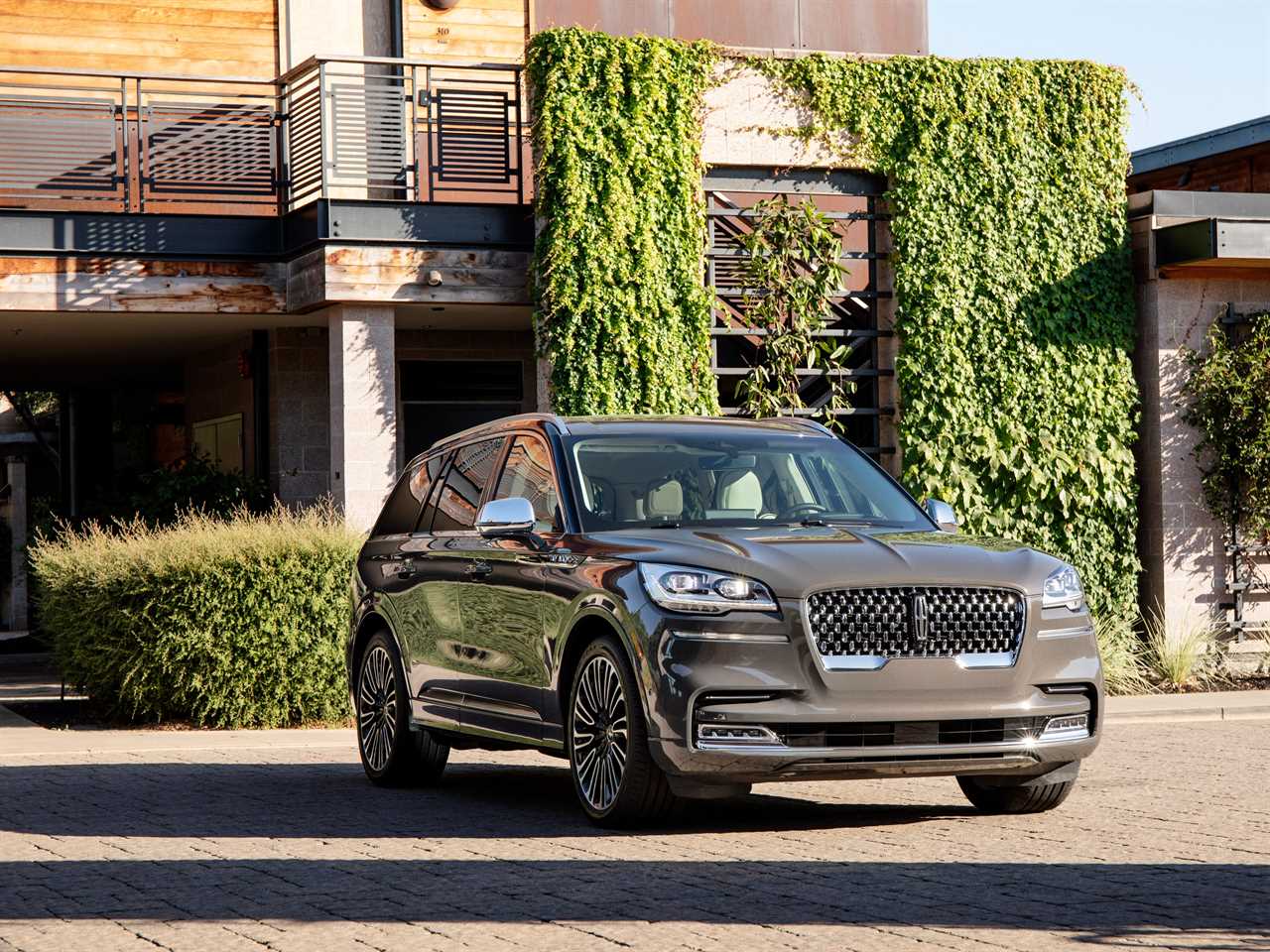 The Lincoln Aviator.