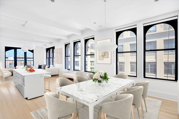 This Brooklyn Loft With Stunning Skyline Views and a Rooftop Cabana Asks $5.9M