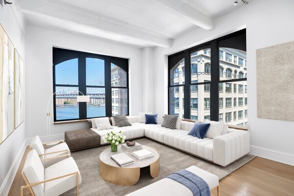 This Brooklyn Loft With Stunning Skyline Views and a Rooftop Cabana Asks $5.9M