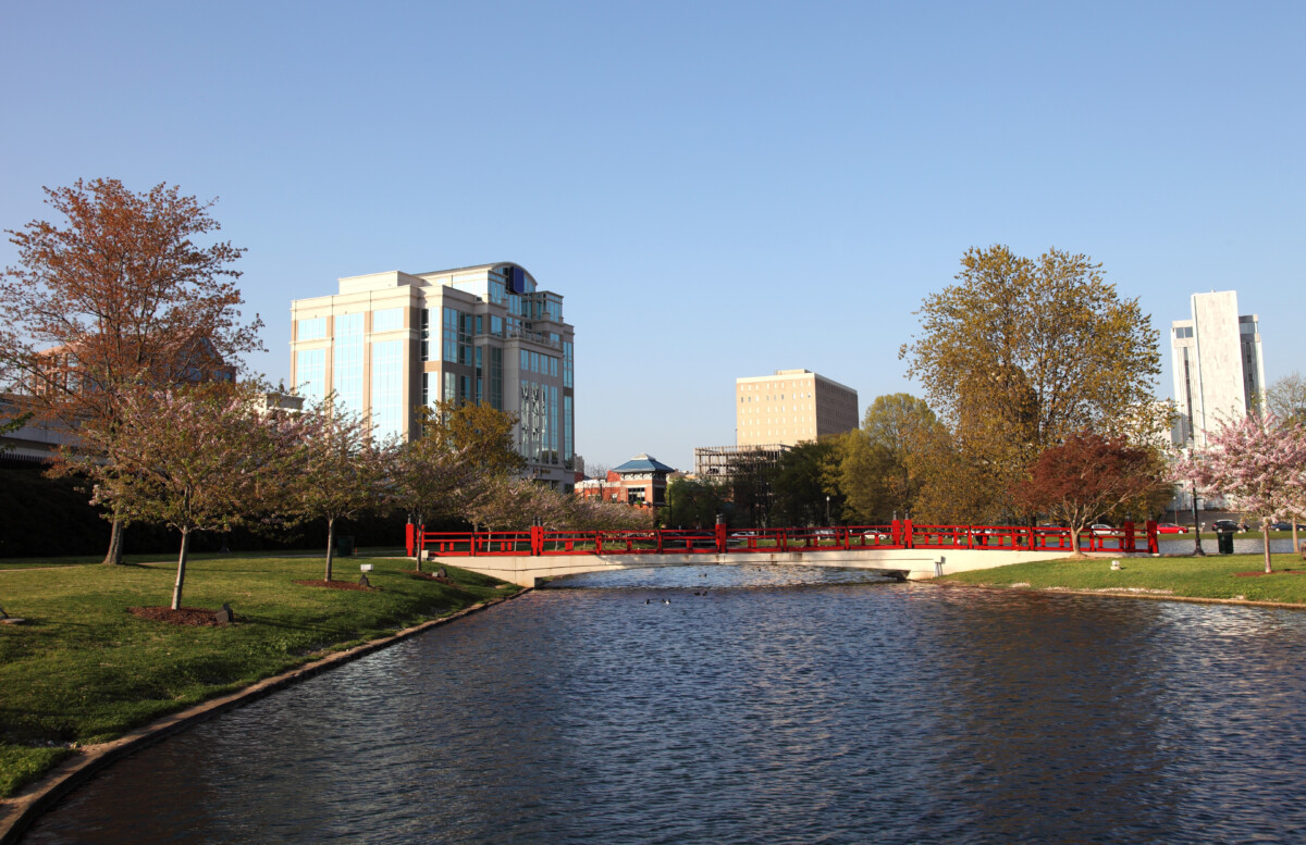 downtown huntsville alabama buildings_Getty