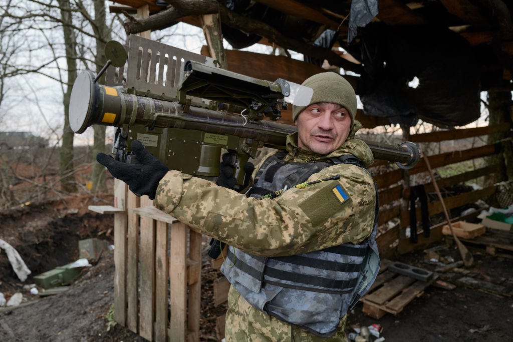 Ukrainian soldiers are on standby with a US made Stinger MANPAD (man-portable air-defense system) on the frontline on December 29, 2022 in Bakhmut, Ukraine