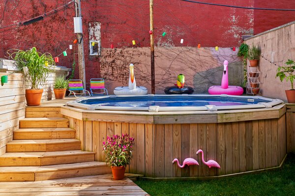 Though he rents his Williamsburg, Brooklyn, apartment, Taylor Dow had enough room to install an above-ground pool. His advice for would-be bathers: Work with the space you have. For example, consider whether your outdoor oasis is better suited to an aboveground pool or a bathtub-like stock tank.