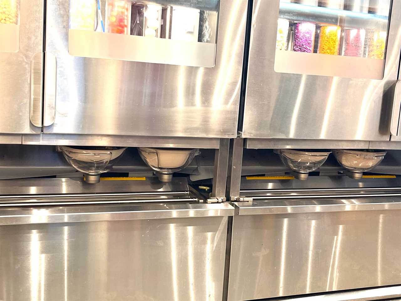 sweetgreen naperville infinite kitchen ingredient conveyor undercarriage