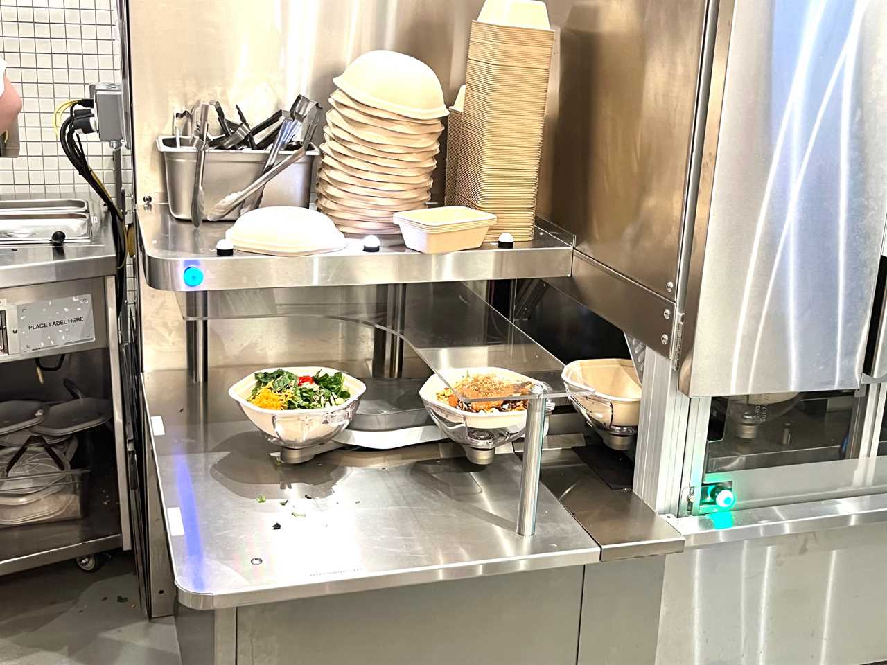 sweetgreen naperville infinite kitchen end of assembly line