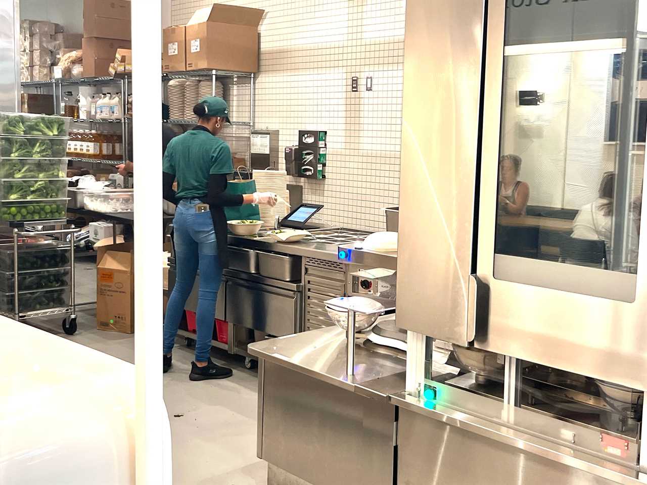 sweetgreen naperville infinite kitchen final employee step
