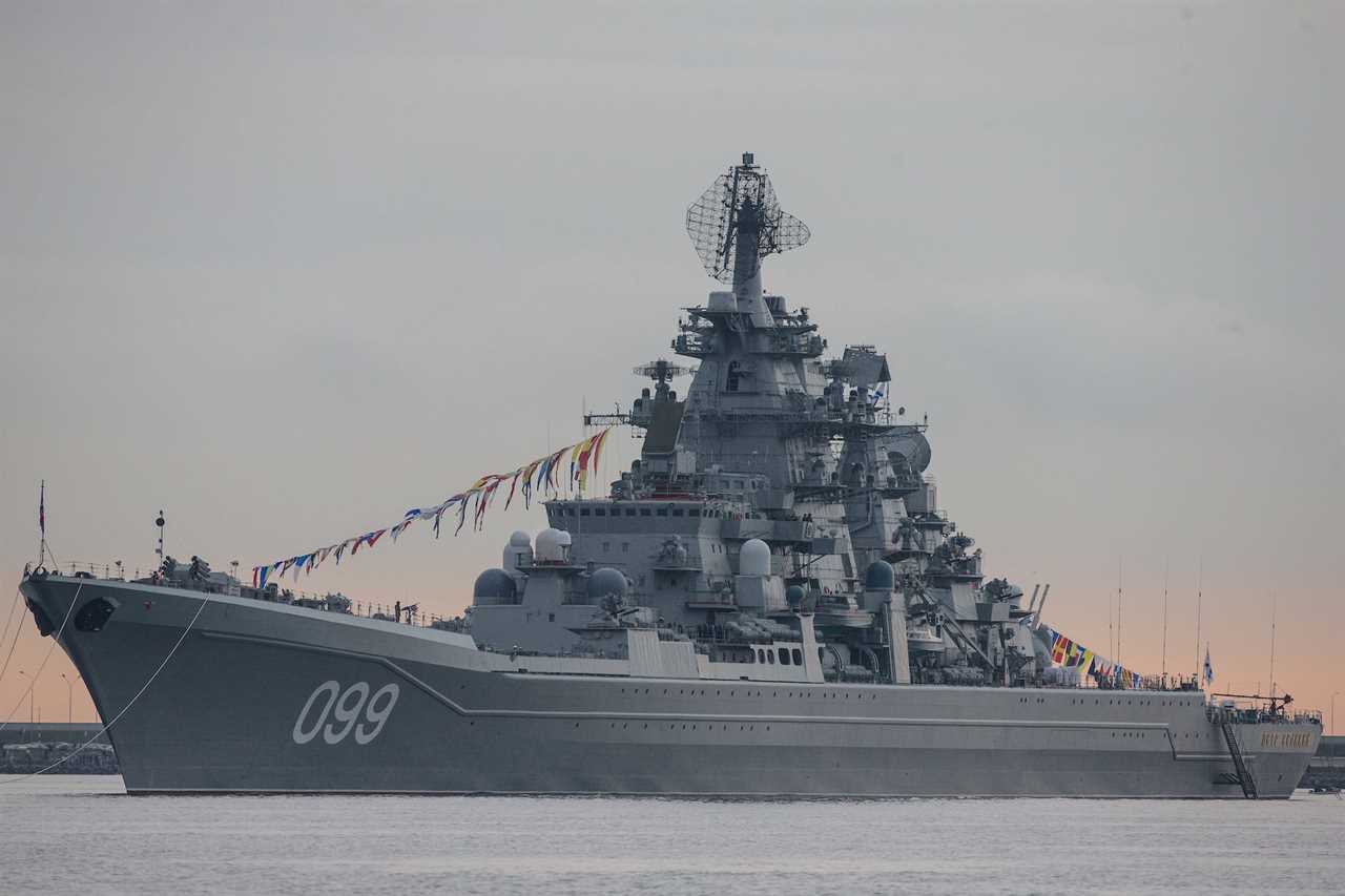 Russia navy battlecruiser Pyotr Velikiy