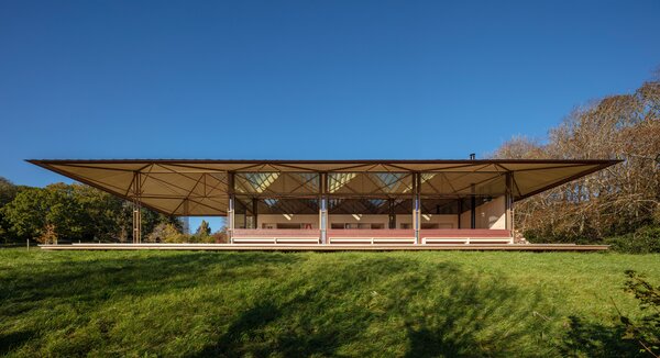 A Skeletal Roof Gives Good Bones a Whole New Meaning at This Country Home