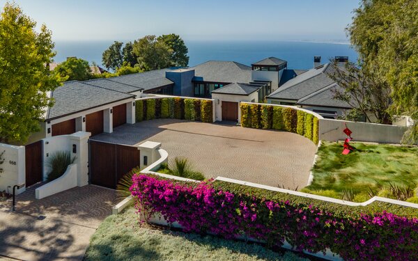 A Coastal Palos Verdes Estates Home Hits the Market for $15M