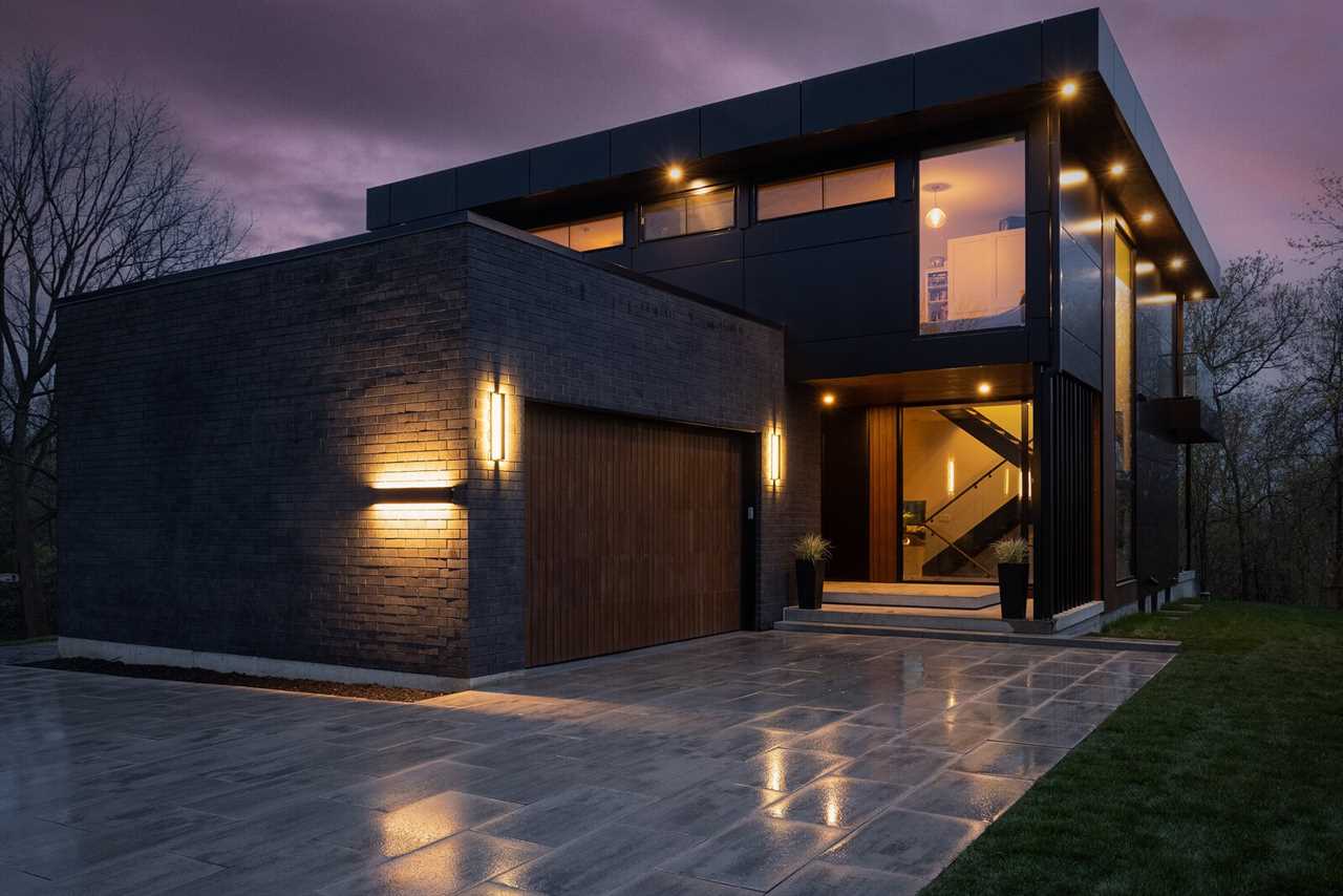 This Glossy $2.3M Ontario Home Is a True Work of Art