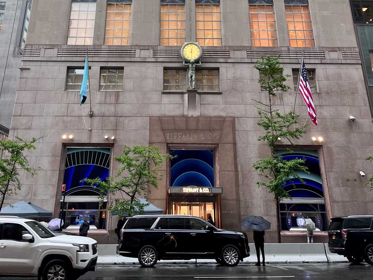 Exterior of Tiffany store on Fifth Avenue in New York City