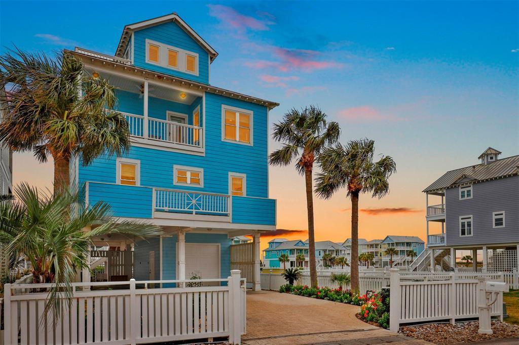 blue beach house in galveston tx