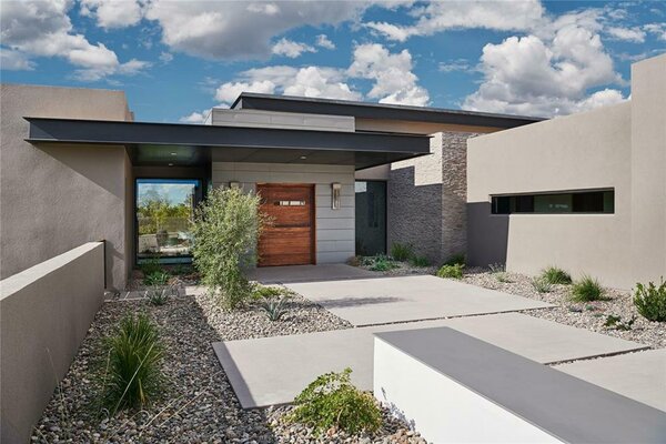 This Stylish New Build in Santa Fe, Complete With Hot Tub, Asks $4.3M