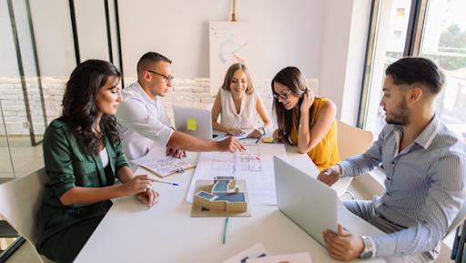 Want To Boost Team Member Engagement During Meetings? Check Out These 6 Innovative Connection Techniques