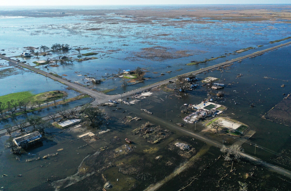 what-to-do-after-a-hurricane4