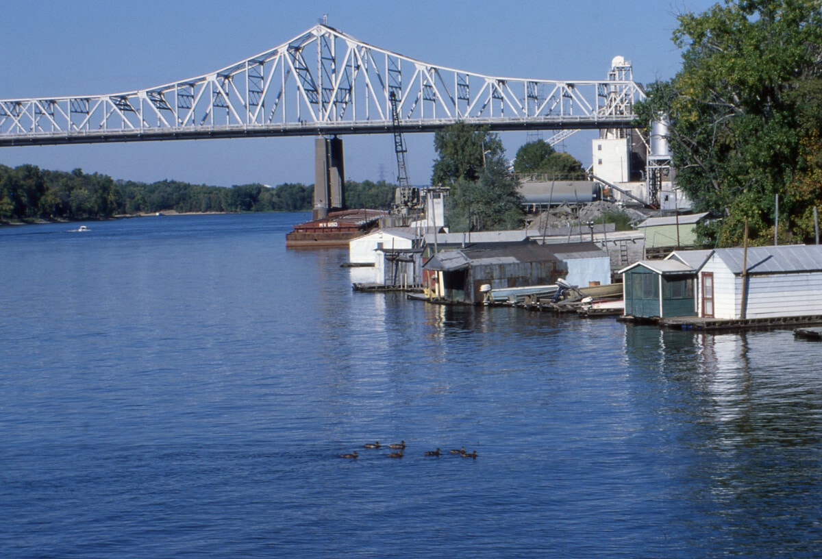 bridge over the mississippi river in la crosse wisconsin_Getty