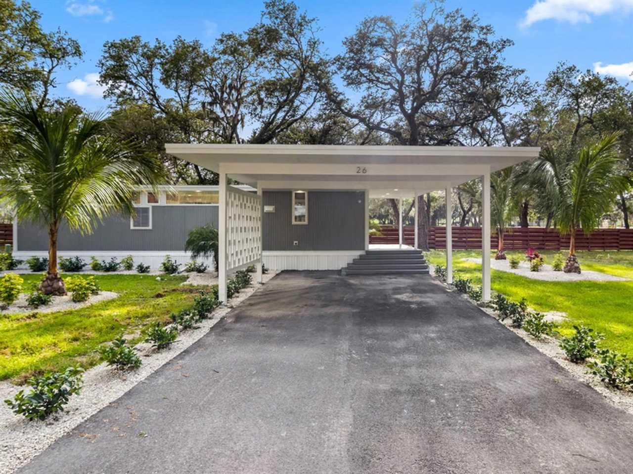 The driveway leading up to the N1 tiny home at Escape Tampa Bay's The Oaks