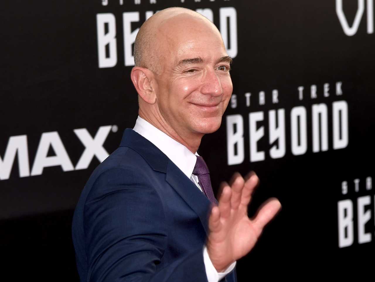 jeff bezos star trek