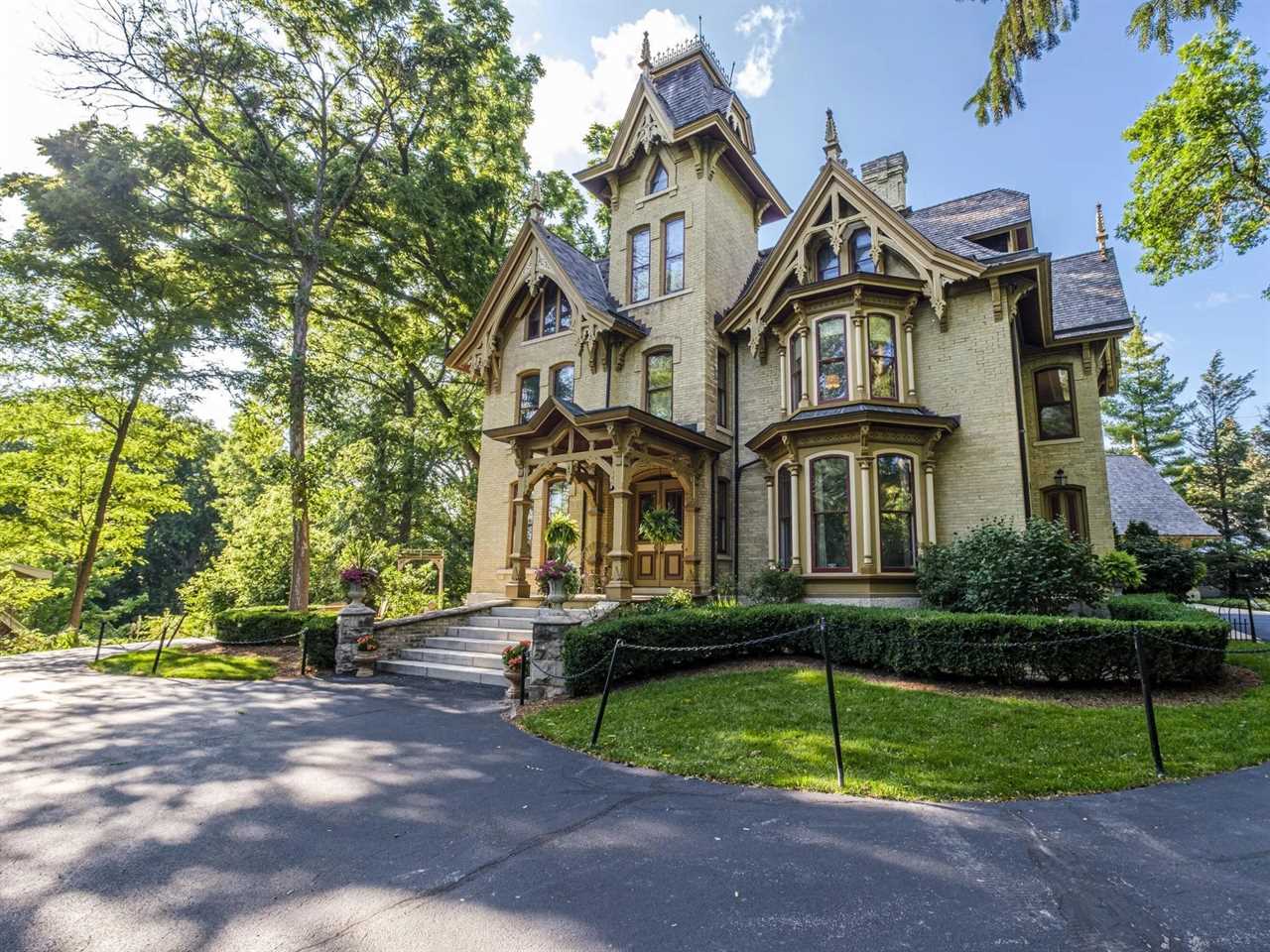 The front of a mansion.