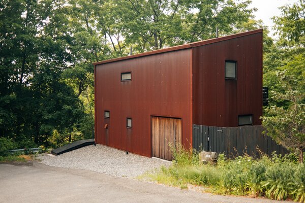 Dubbed Rusty Ridge, the multi-level home sits on a quaint, peaceful street with no other properties in sight, all while being just a short walk from popular restaurants and shops.