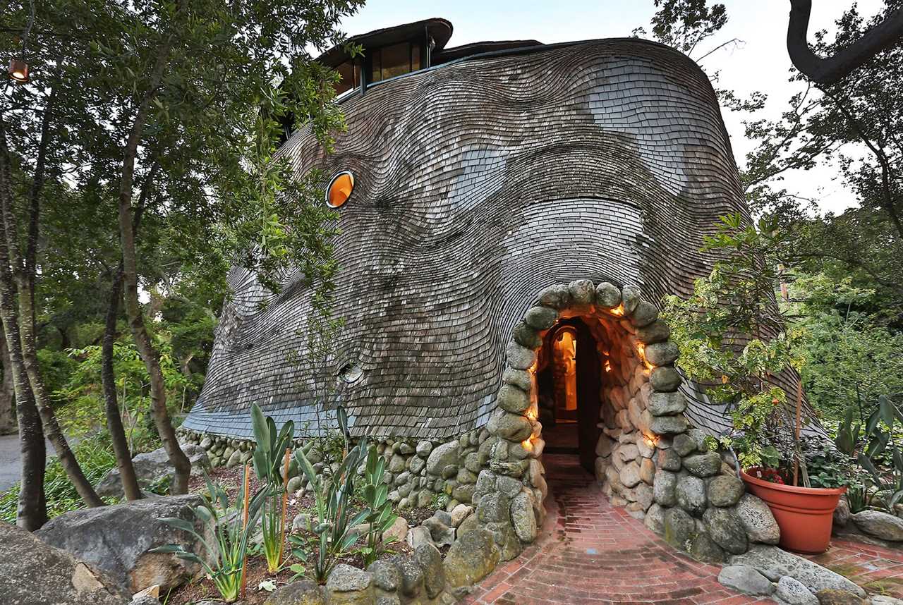 Santa Barbara’s Weird and Wonderful Whale House Lists for a Whopping $3.25M