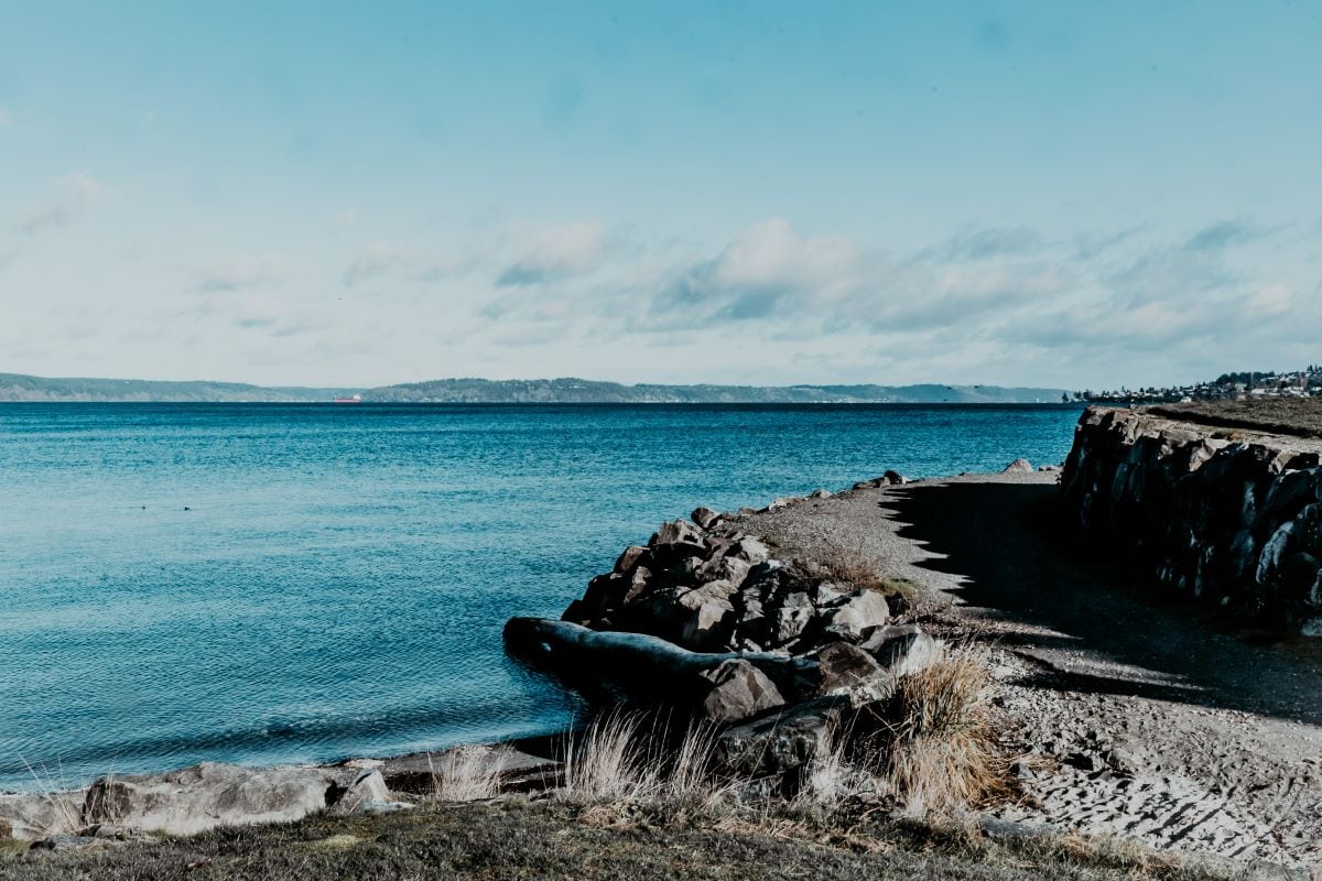 tacoma waterfront at commencement bay