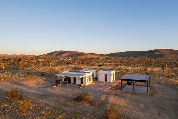 The home is conveniently located less than a 20-minute drive from Downtown Joshua Tree.