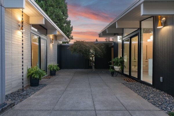 The Past Meets the Present in This Revamped Rummer Home Listed for $990K